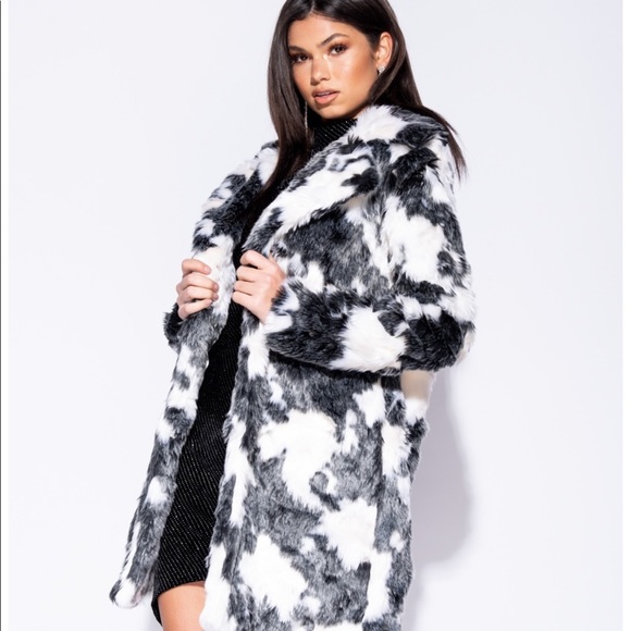 🖤Yvonne Longline Collar Vegan Faux Fur Coat🖤 - Picture 4 of 8